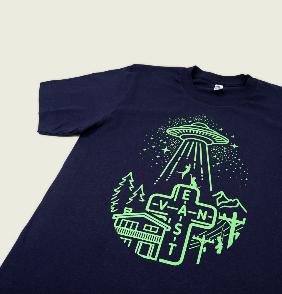 EAST VAN ALIEN ABDUCTION Unisex T-shirt - EastVan.Supply - Tees.ca