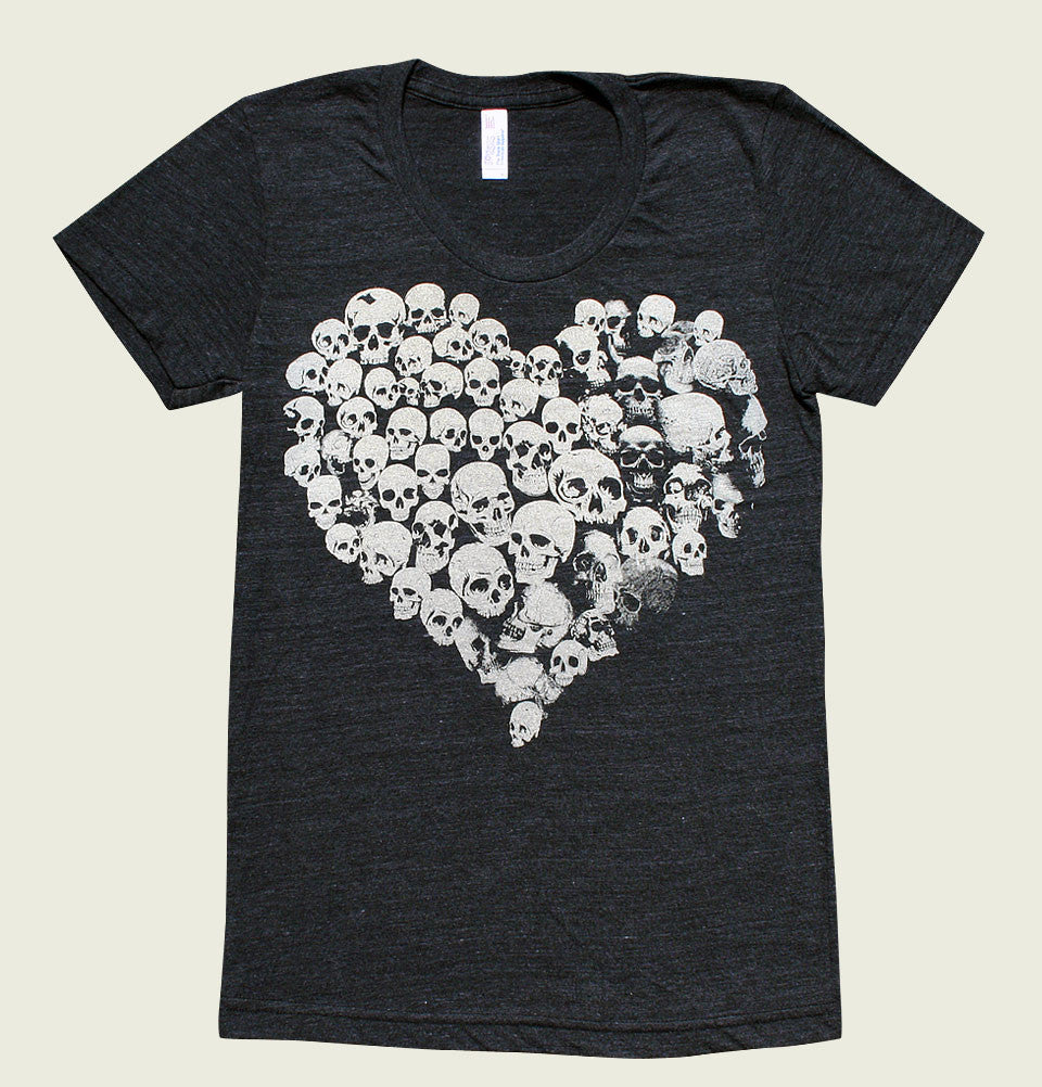 HEART SKULLS Women's T-shirt - t-shirtology - Tees.ca
